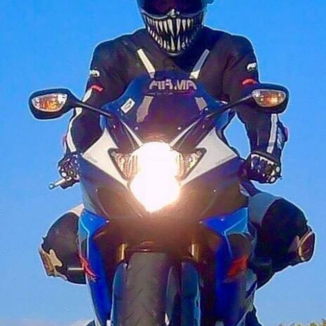 Venom helmet in Action